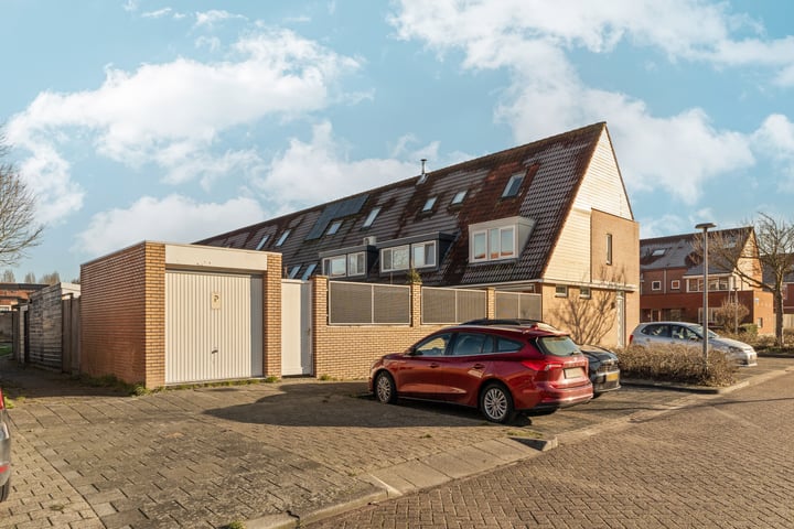 Adrienne Solserstraat 98