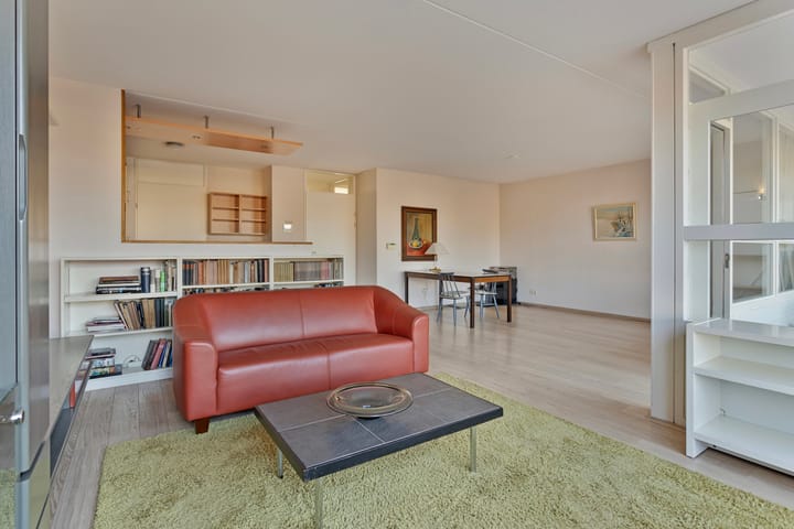 Foto 3 van Middeldijkerplein 49