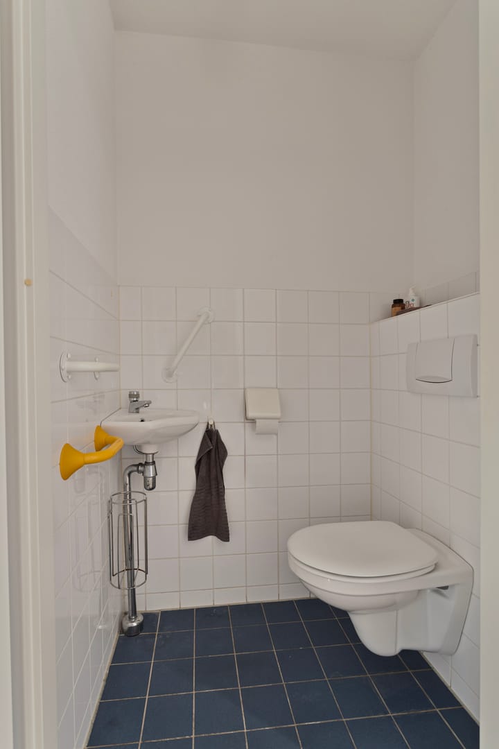 Foto 9 van Middeldijkerplein 49