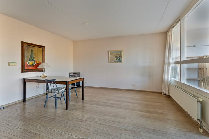 Foto 10 van Middeldijkerplein 49