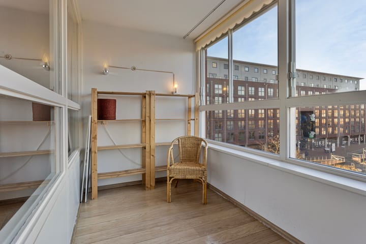 Foto 11 van Middeldijkerplein 49