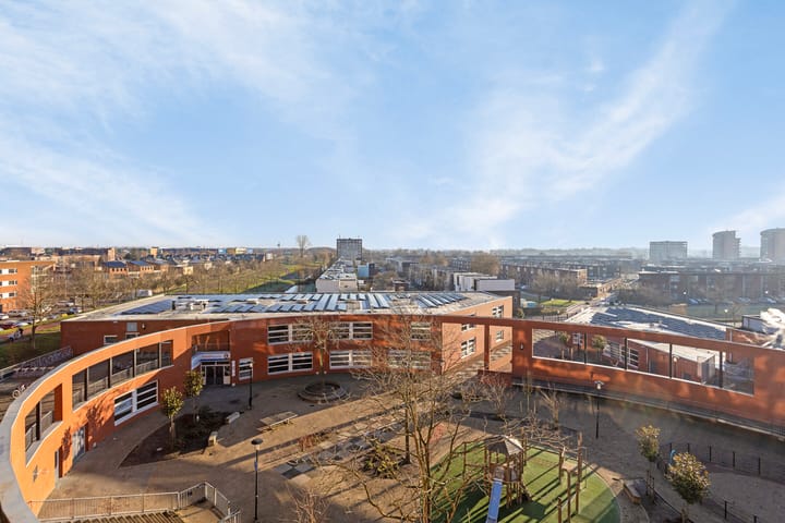 Foto 27 van Middeldijkerplein 49