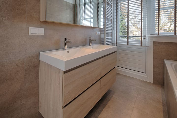 Foto 15 van Abeelstraat 55