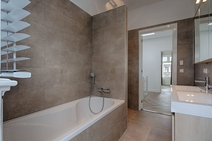 Foto 16 van Abeelstraat 55