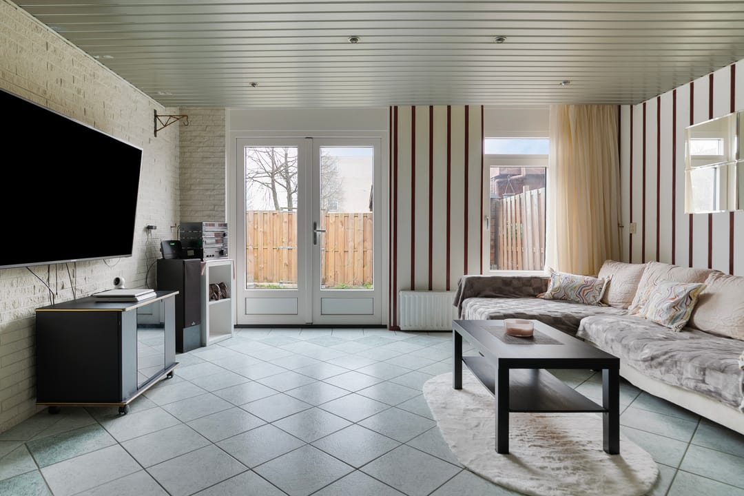 Foto 8 van Schinnenbaan 327