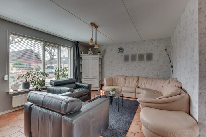 Foto 15 van Burgemeester van Engelenweg 203-C