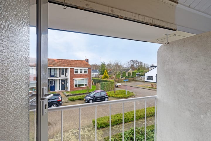 Foto 8 van Zeeasterstraat 14