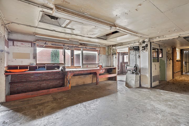 Photo 33 of van Reedestraat 8