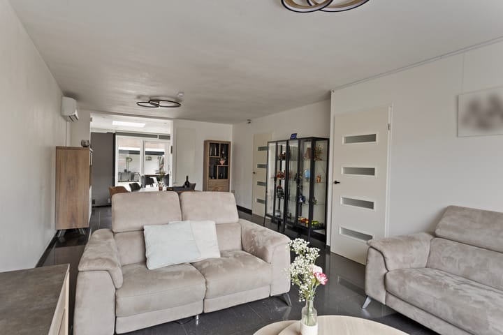 Foto 9 van Akkerhof 120