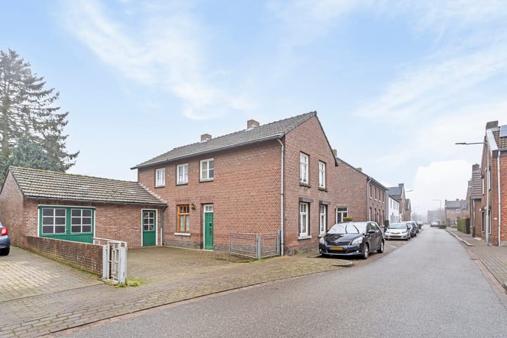 Photo 1 of Putstraat 27