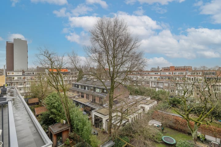 Photo 25 of Haarlemmermeerstraat 49-3