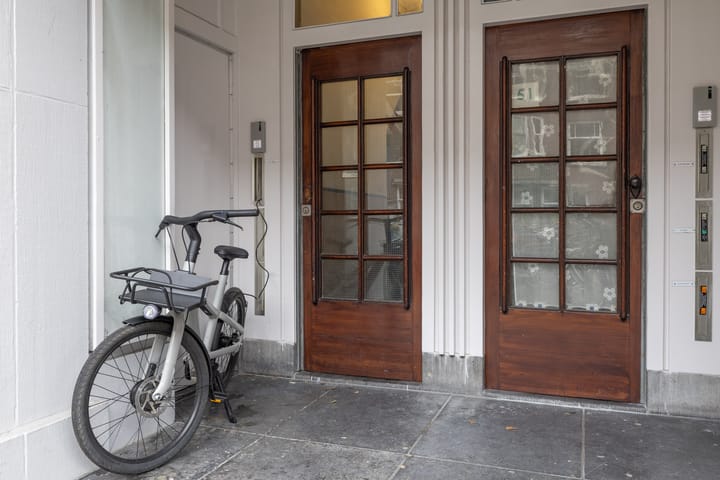 Photo 32 of Haarlemmermeerstraat 49-3