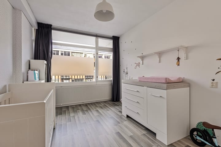 Photo 10 of Jan Ligthartstraat 651