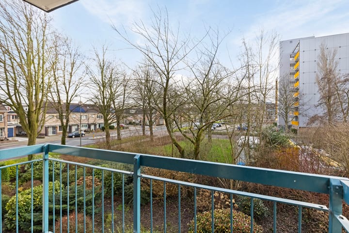 Photo 15 of Jan Ligthartstraat 651