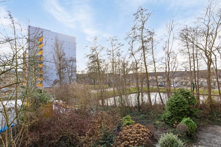 Photo 16 of Jan Ligthartstraat 651