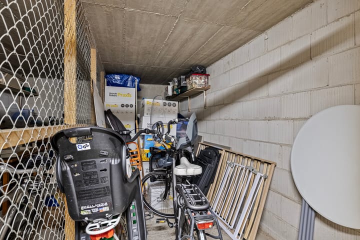 Photo 17 of Jan Ligthartstraat 651