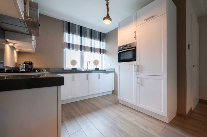 Foto 15 van A M de Jongstraat 44