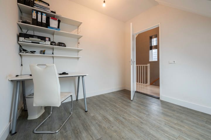 Foto 39 van A M de Jongstraat 44