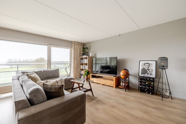 Foto 15 van Burgemeester D. Kooimanweg 963