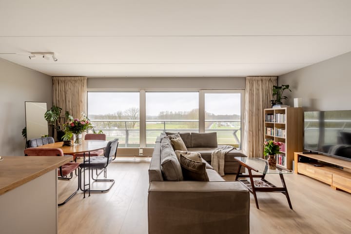 Foto 17 van Burgemeester D. Kooimanweg 963