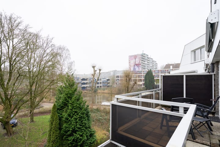 Foto 16 van Michaëlplein 98