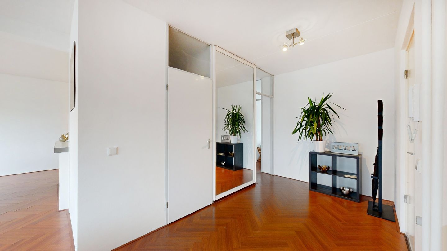 Foto 19 van Michaëlplein 98