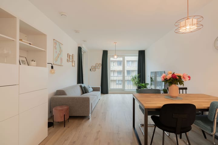 Foto 1 van Jan Tooropstraat 30-A