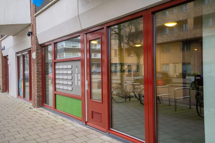 Foto 23 van Jan Tooropstraat 30-A