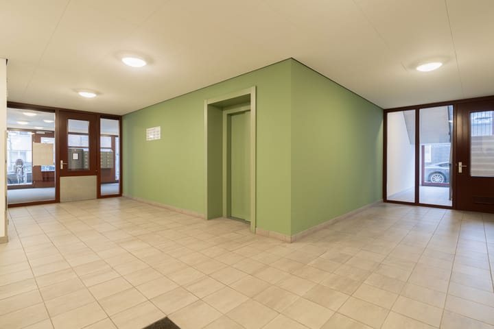 Foto 25 van Jan Tooropstraat 30-A