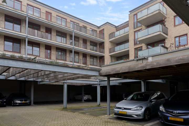 Foto 28 van Jan Tooropstraat 30-A