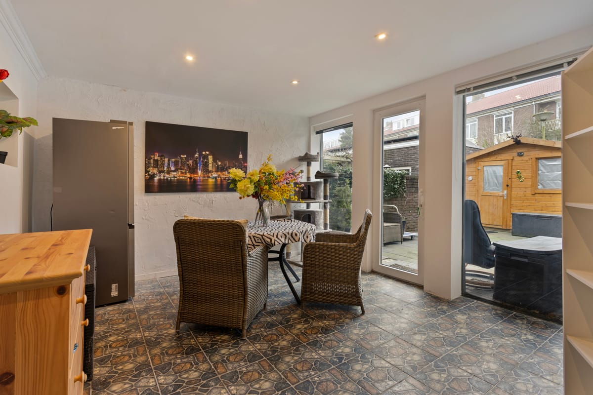 Foto 12 van Veerpolderstraat 10