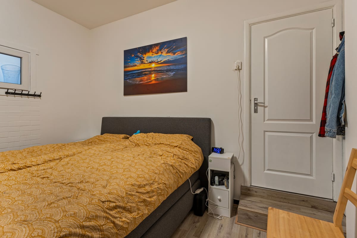 Foto 15 van Veerpolderstraat 10