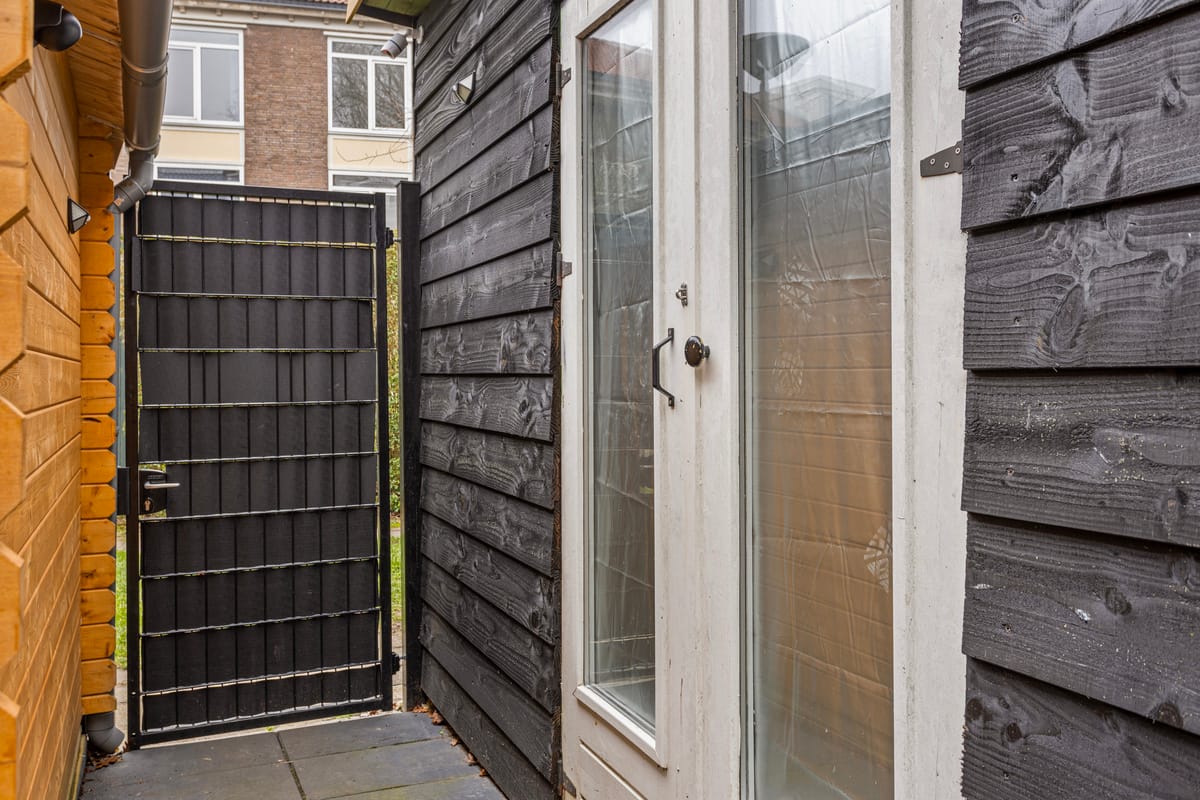 Foto 19 van Veerpolderstraat 10