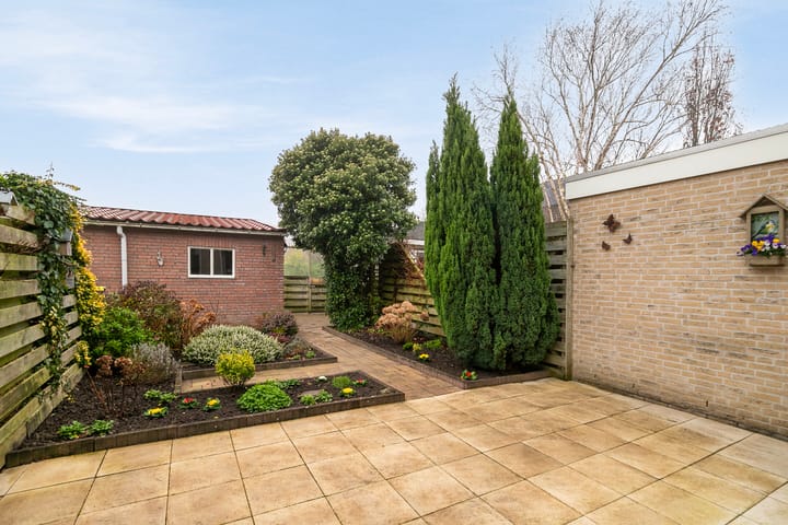 Foto 8 van Lijsterstraat 4