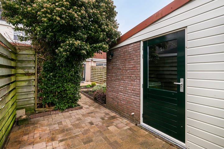 Foto 11 van Lijsterstraat 4