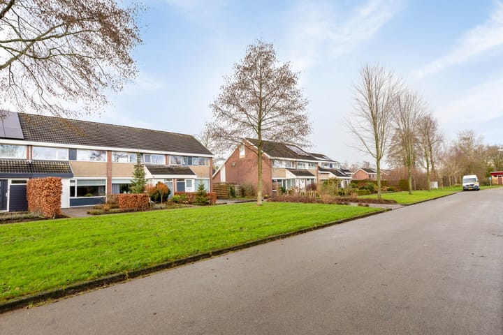 Foto 3 van Olivierstrjitte 11