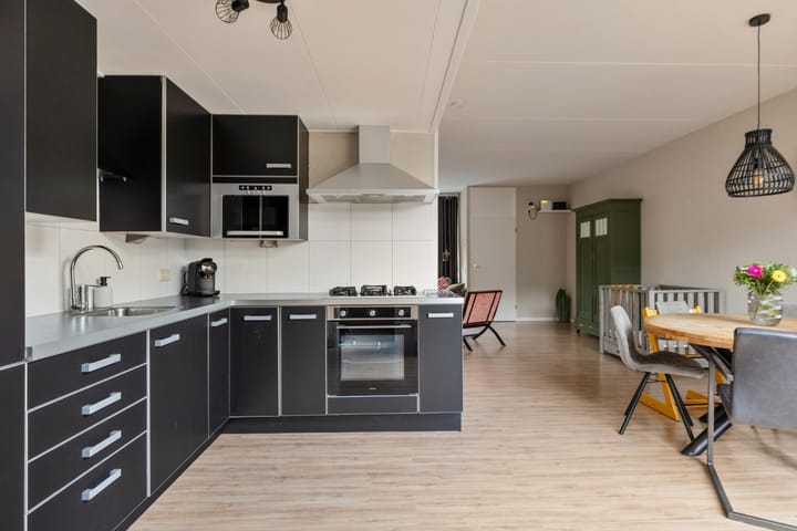 Foto 13 van Olivierstrjitte 11