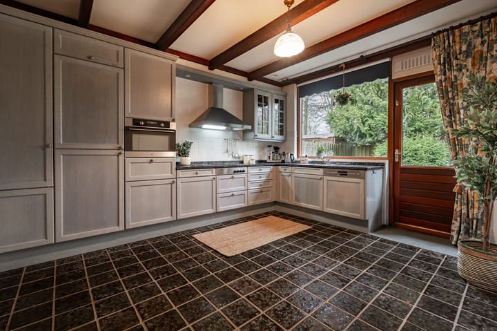 Photo 11 of Meidoornhof 4