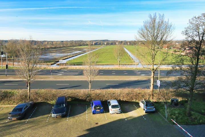 Foto 22 van Victor van Vrieslandstraat 37