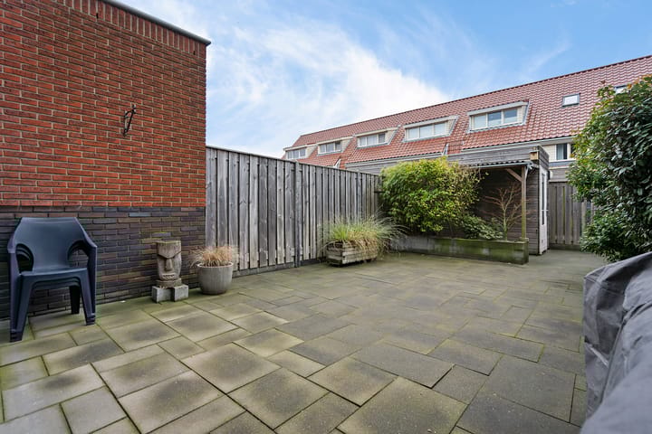 Photo 9 of Van Pruisenstraat 30