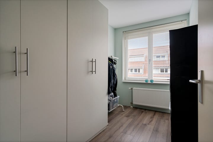 Photo 28 of Van Pruisenstraat 30