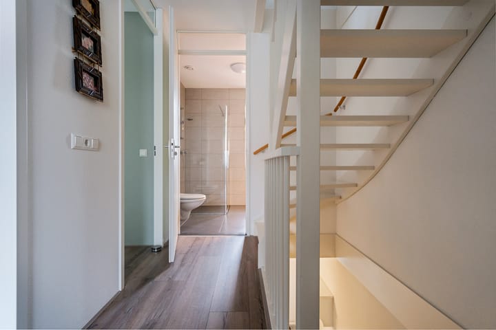 Photo 33 of Van Pruisenstraat 30