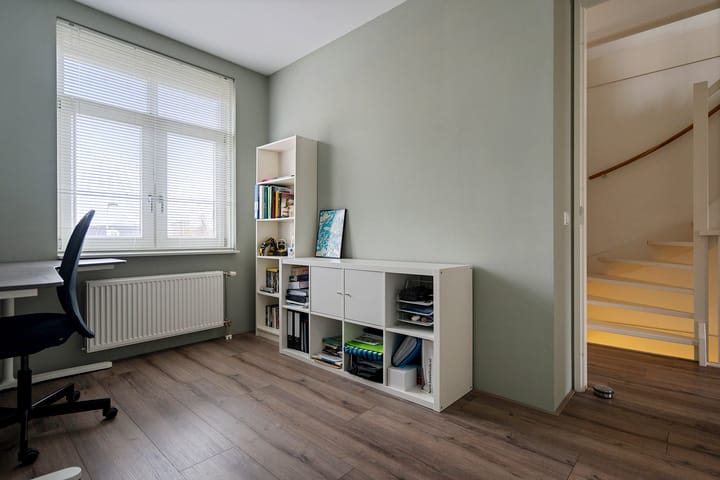 Photo 27 of Van Pruisenstraat 30