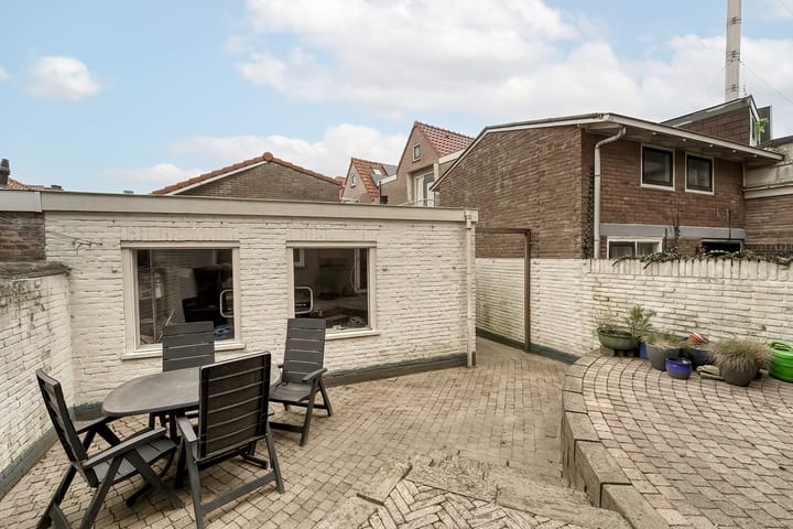 Foto 38 van Vuurbaakplein 8