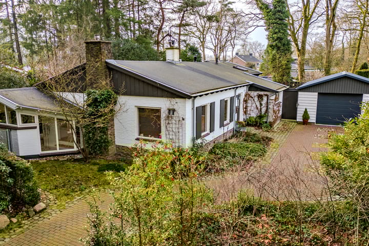 Foto 1 van Burg v Wijngaardenstraat 28