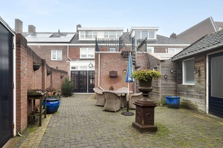 Photo 31 of Peperstraat 8