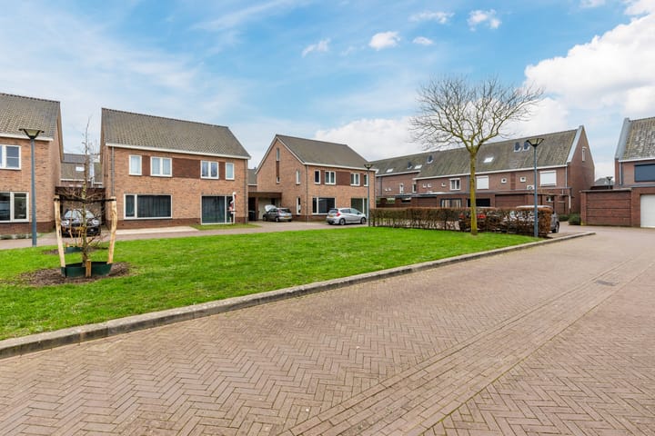 Foto 3 van Eikenskamphof 9