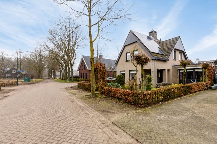 Foto 2 van De Bresser 8