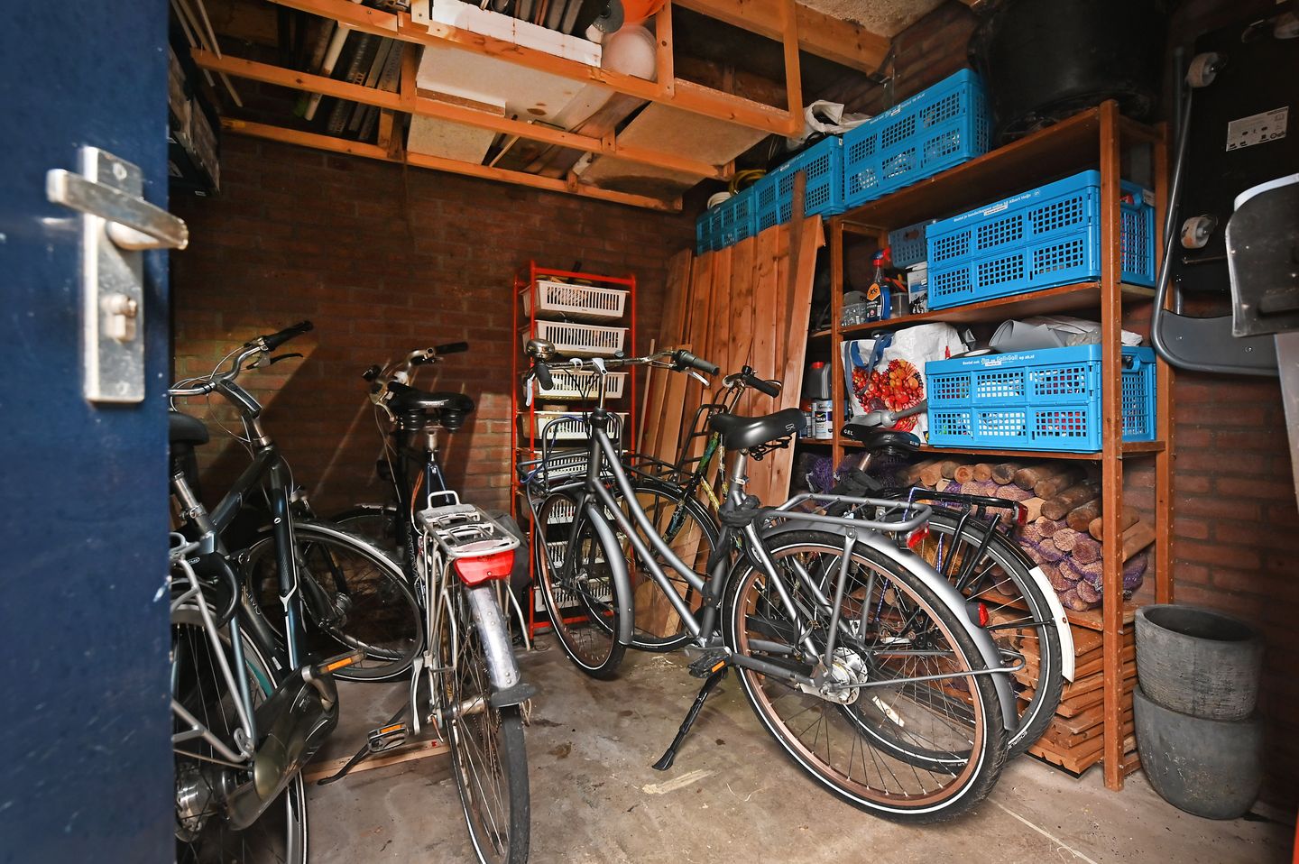 Photo 35 of Johan Huizingaplein 20