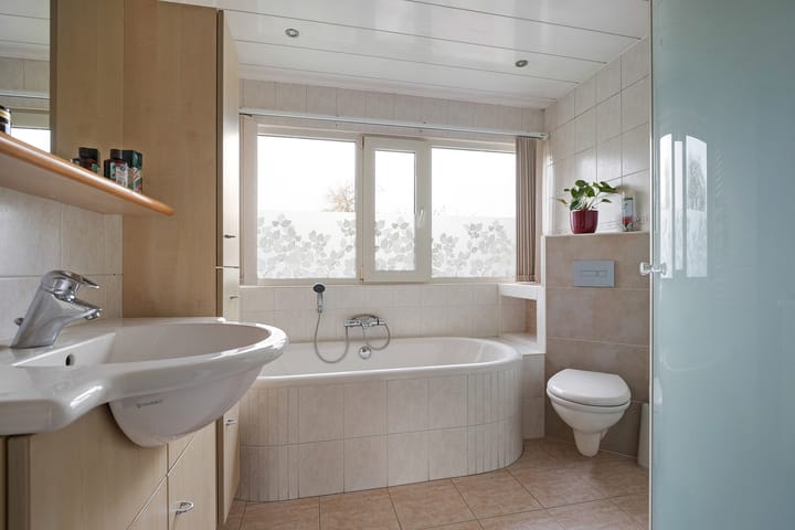 Photo 25 of Korhoenstraat 15